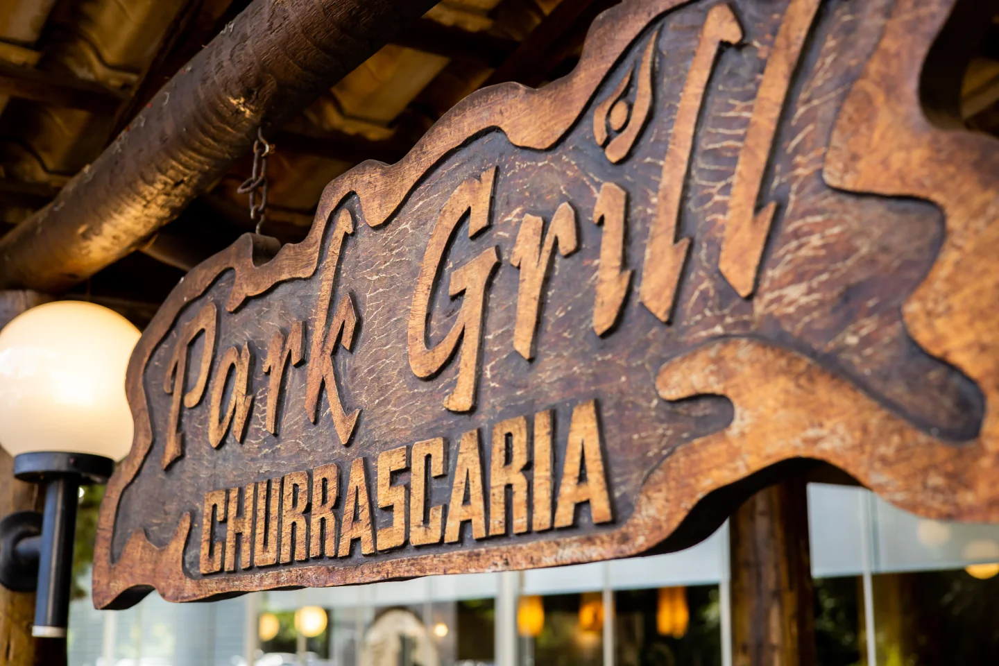 Capa do artigo: Como escolher uma churrascaria em Maringá: o que observar
